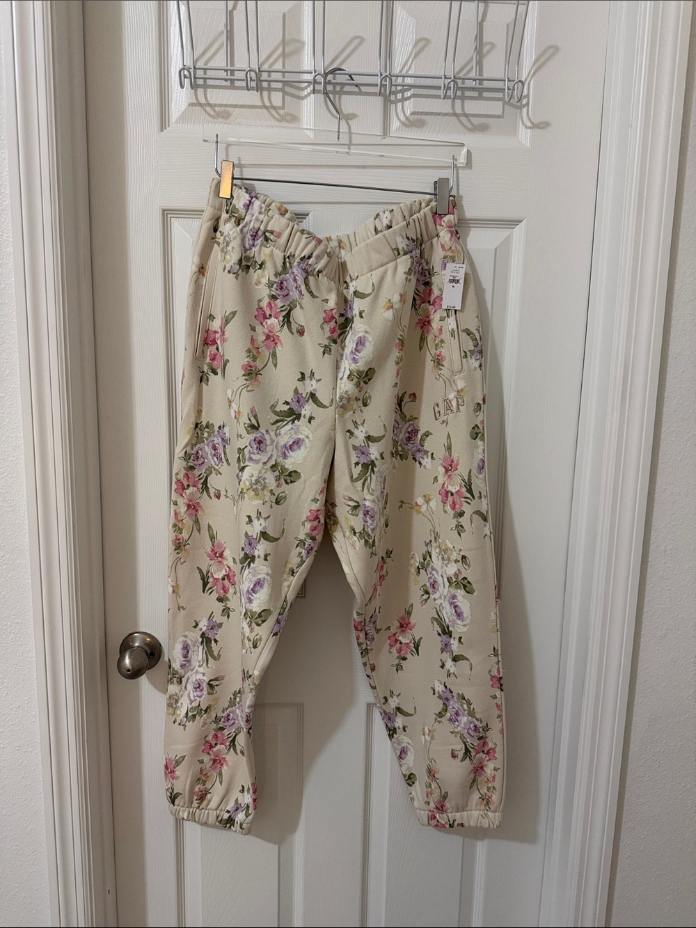 NWT GAP x LoveShackFancy Cream Floral Jogger Pants